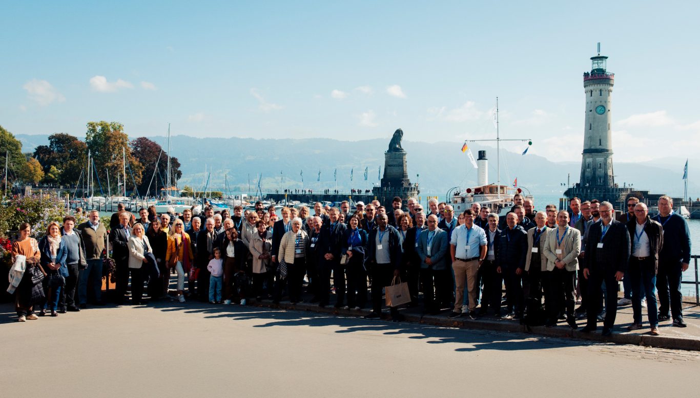 BAMTEC Meeting 2025 am Bodensee Gruppenbild der Teilnehmer am BAMTEC Meeting 2025 in Lindau am Bodensee